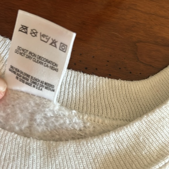 Fruit of the Loom White Sweatshirt with Feather Design - Picture 11 of 11